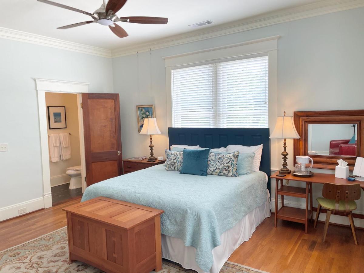 Gillen House Bed And Breakfast Maxeys Exterior photo